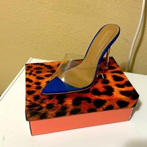 Triangle point heels